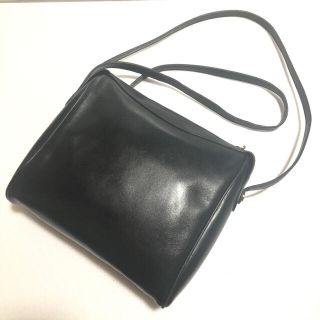 サルヴァトーレフェラガモ(Salvatore Ferragamo)のフェラガモ ショルダーバッグ レザー 黒 Salvatore Ferragamo(ショルダーバッグ)