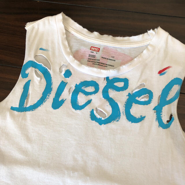 DIESEL(ディーゼル)のDIESEL ノースリーブ   レディースのトップス(カットソー(半袖/袖なし))の商品写真