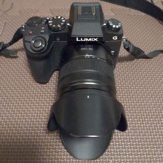 パナソニック(Panasonic)のLUMIX G7　14-140mm付き(ミラーレス一眼)