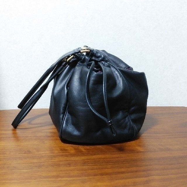 LOEWE(ロエベ)のLOEWE 　(ロエベ)　ハンドバッグ　ナッパレザー　　ブラック レディースのバッグ(ハンドバッグ)の商品写真