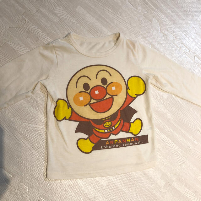 BANDAI(バンダイ)のアンパンマンTシャツ 95cm キッズ/ベビー/マタニティのキッズ服男の子用(90cm~)(Tシャツ/カットソー)の商品写真