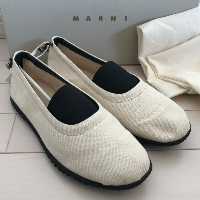 ぐらいの Marni 新品MARNIフラットシューズ☆chloe、jilsanderの通販