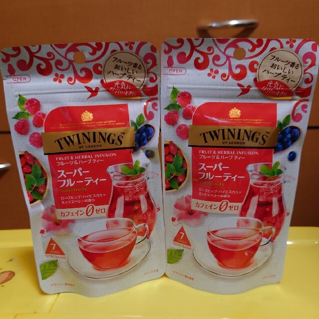 【ぬーぴー様専用】TWININGS 紅茶セット スーパーフルーティー　2袋 食品/飲料/酒の飲料(茶)の商品写真