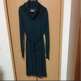 シマムラ(しまむら)の美品☆ マニックス　ニットワンピース　グリーン　深緑　タートルネック(ひざ丈ワンピース)