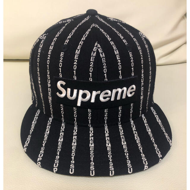 Supreme(シュプリーム)のsupreme newera 7 1/2 メンズの帽子(キャップ)の商品写真