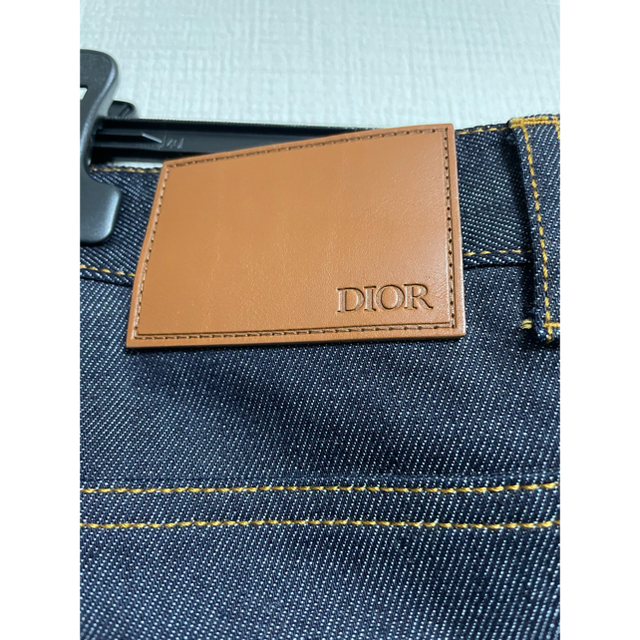 DIOR HOMME(ディオールオム)の■DIOR × kaws デニムパンツ☆ジーンズ☆Bee ★ディオールオム メンズのパンツ(デニム/ジーンズ)の商品写真