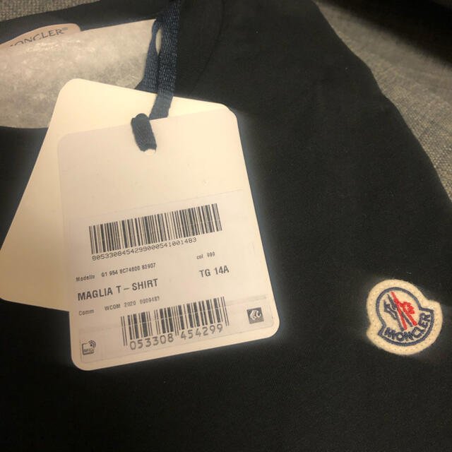 MONCLER(モンクレール)の MONCLER モンクレール  キッズ   ロゴパッチTシャツ  レディースのトップス(Tシャツ(半袖/袖なし))の商品写真