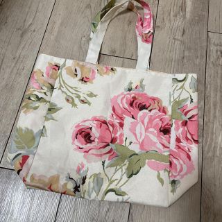 LAURA ASHLEY - ローラアシュレイ トートバッグ 付録の通販 by mshop ...