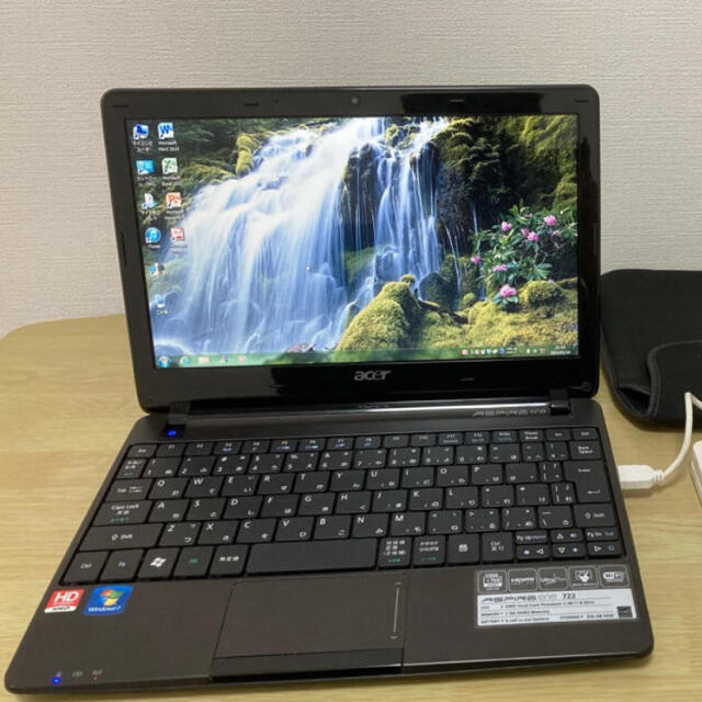 11.6インチ　ノートパソコン　acer ASPIRE one