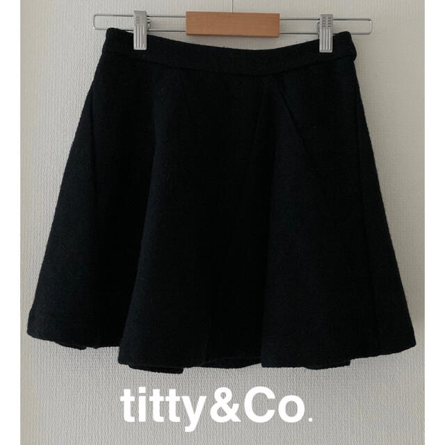 titty&co(ティティアンドコー)の【本日限定お値下げ！！】titty&Co. キルティングスカート レディースのスカート(ミニスカート)の商品写真