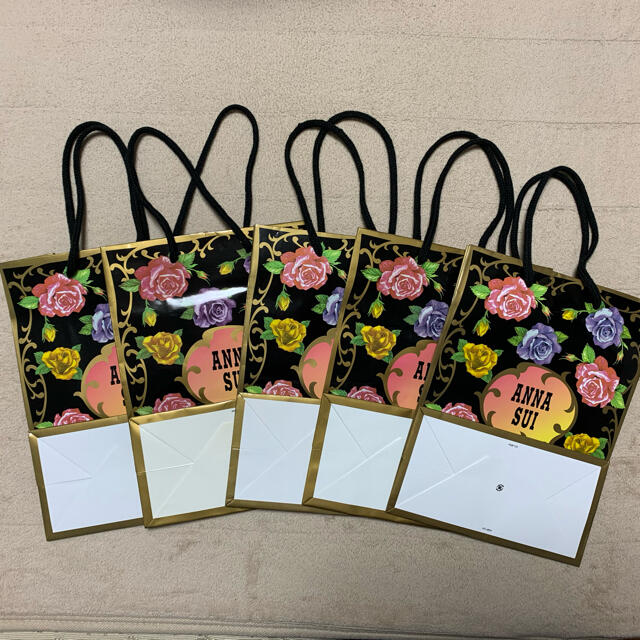 ANNA SUI(アナスイ)のむらさき様専用　アナスイのコスメ薔薇ショッパー（紙袋）（中）５枚 レディースのバッグ(ショップ袋)の商品写真