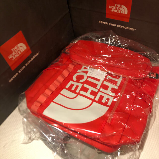 THE NORTH FACE(ザノースフェイス)のノースフェイス　ヒューズボックス　超レアカラー レディースのバッグ(ショルダーバッグ)の商品写真