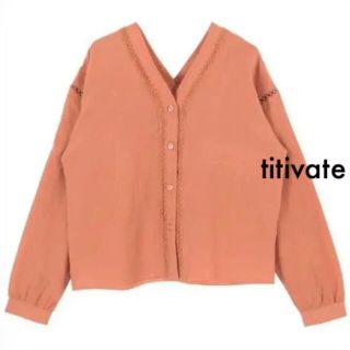 ティティベイト(titivate)のtitivateVネックレースブラウス(シャツ/ブラウス(長袖/七分))