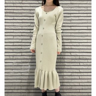 SNIDEL - snidel新品♡タグ付き2wayフロントボタンニットワンピース ...