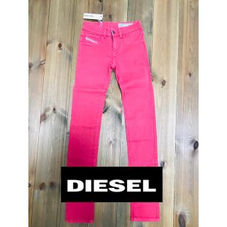 ディーゼル(DIESEL)のDIESEL ディーゼル　新品タグ付　スリムデニム　サーモンピンク(デニム/ジーンズ)