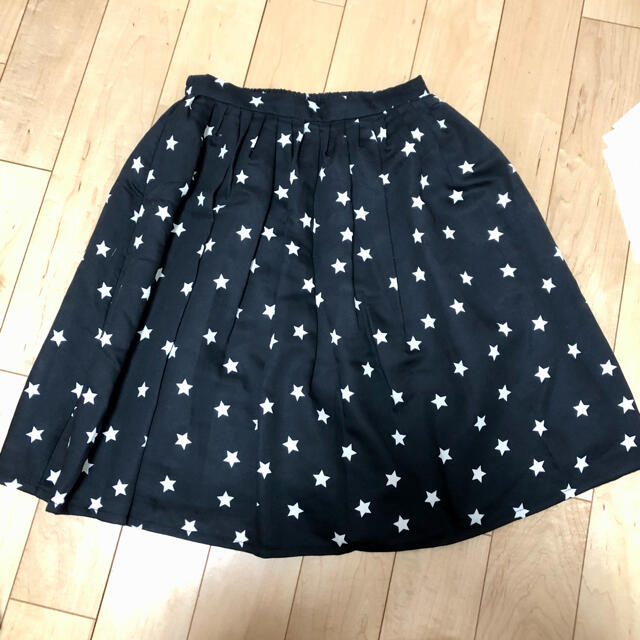 星柄フレアスカート レディースのスカート(ひざ丈スカート)の商品写真