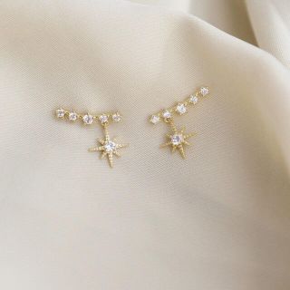 スタージュエリー(STAR JEWELRY)のgold star zirconia pierce ◯s925 post(ピアス)