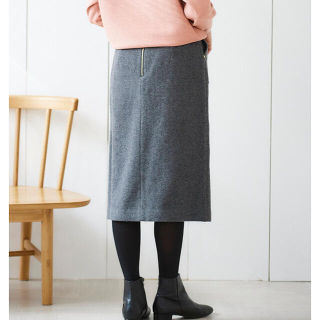 Perle Peche(ペルルペッシュ)のアウトポケットタイトスカート レディースのスカート(ひざ丈スカート)の商品写真