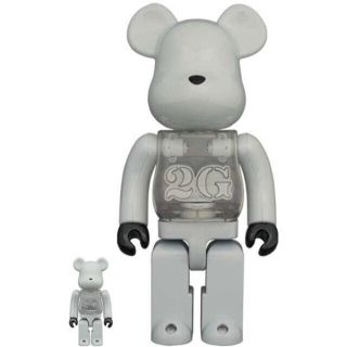 メディコムトイ(MEDICOM TOY)のBE@RBRICK 2G  WHITE CHORME 100％ 400%(キャラクターグッズ)