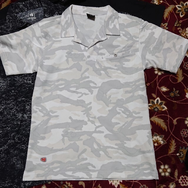 BURTLE(バートル)のBURTLE バートル 半袖ポロシャツＭ３枚＋ＶネックTシャツ      メンズのトップス(ポロシャツ)の商品写真