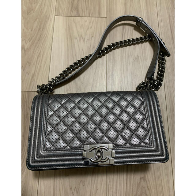 CHANEL(シャネル)のボーイ シャネル  レディースのバッグ(ショルダーバッグ)の商品写真