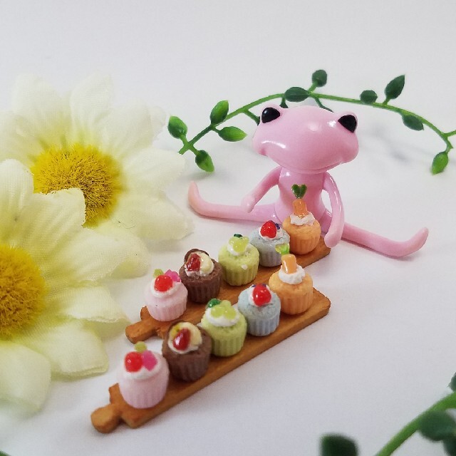 5種のカラフルフルーツカップケーキ ハンドメイドミニチュアフードの通販 By Alice S Shop ラクマ