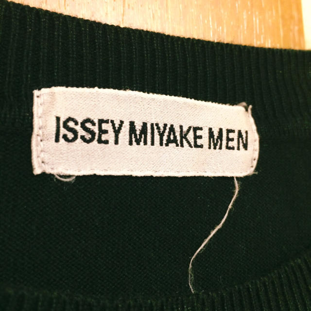 ISSEY MIYAKE(イッセイミヤケ)のイッセイミヤケ 黒T-shirt メンズのトップス(Tシャツ/カットソー(半袖/袖なし))の商品写真