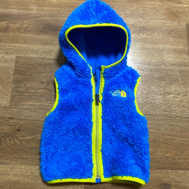 THE NORTH FACE(ザノースフェイス)のyumi.o様2/25中専用［美品］ノースフェイス　ボアベスト　80 キッズ/ベビー/マタニティのベビー服(~85cm)(ジャケット/コート)の商品写真