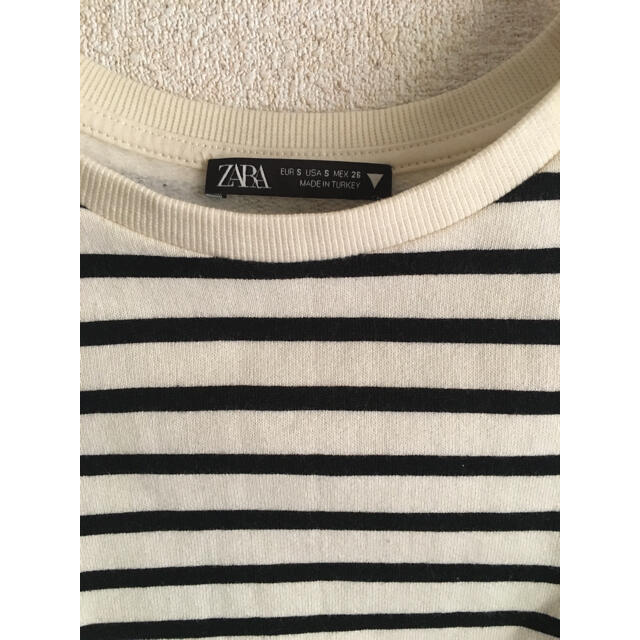 ZARA(ザラ)のZARA パフスリーブボーダートップス レディースのトップス(カットソー(長袖/七分))の商品写真