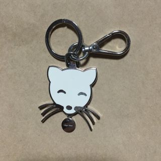 MIU MIU(キーホルダー)のフリマアイテム一覧 MIU MIU(キーホルダー)のフリマアイテム一覧