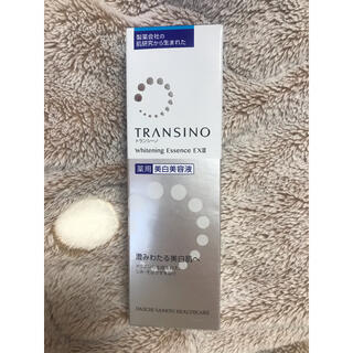 トランシーノ(TRANSINO)の♡新品未使用未開封！トランシーノ 薬用美白美容液30ｇ♡(美容液)