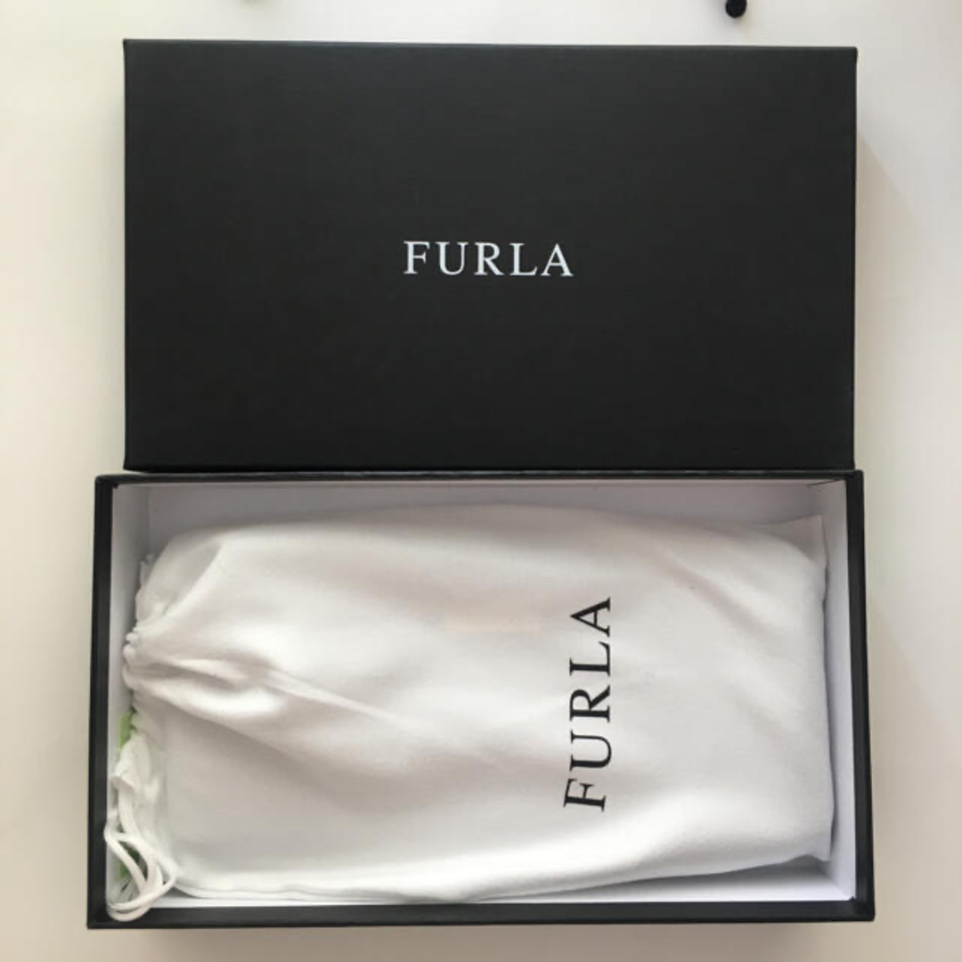 Furla(フルラ)の新品未使用 フルラ FURLA 財布 長財布 L字ファスナー   ネイビー レディースのファッション小物(財布)の商品写真