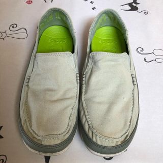 crocs メンズ スリッポンタイプ