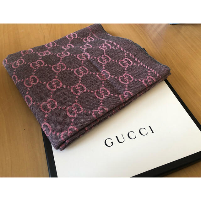 Gucci(グッチ)のGUCCI マフラー レディースのファッション小物(マフラー/ショール)の商品写真