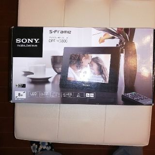 ソニー(SONY)のソニー８インチデジダルフォトフレーム　(写真額縁)