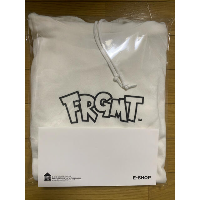 FRAGMENT(フラグメント)のTHUNDERBOLT PROJECT FRAGMENT logo hoodie メンズのトップス(パーカー)の商品写真