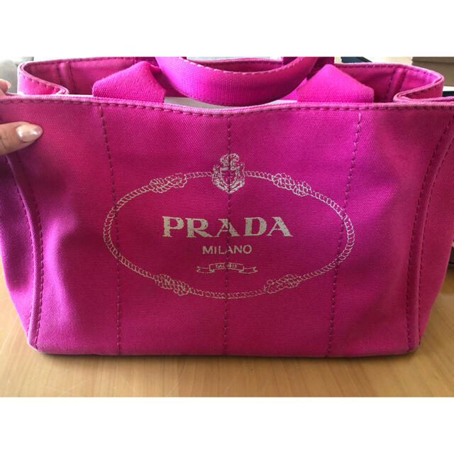 PRADA(プラダ)のPRADA カナパ レディースのバッグ(トートバッグ)の商品写真