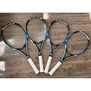 バボラ(Babolat)のBabolat バボラ ピュアドライブ ラケット４本 & ツアー用ラケットバッグ(ラケット)