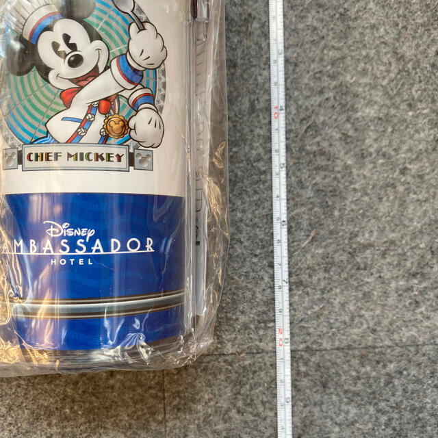 Disney(ディズニー)のディズニー　シェフミッキー　水筒 エンタメ/ホビーのアニメグッズ(その他)の商品写真