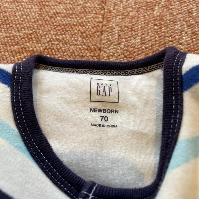 babyGAP(ベビーギャップ)のロンパース キッズ/ベビー/マタニティのベビー服(~85cm)(ロンパース)の商品写真