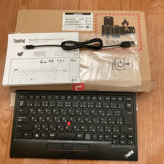 ThinkPad Bluetooth ワイヤレス　トラックポイント　キーボードⅡ