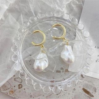 エイミーイストワール(eimy istoire)の【NEW】新品インポート♡クリア クリスタル 花 フラワー 蕾 ピアス(ピアス)