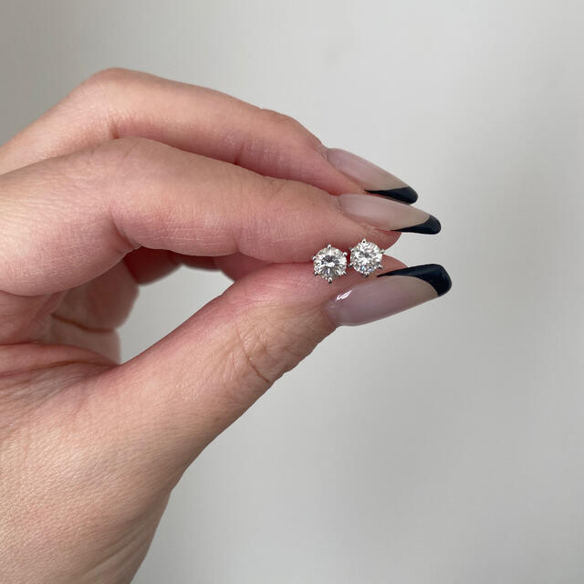 ダイヤモンド 1カラット 一粒ピアス pt- PT ダイヤモンド 計1ct ピアス 一粒 鑑定書付き 新品