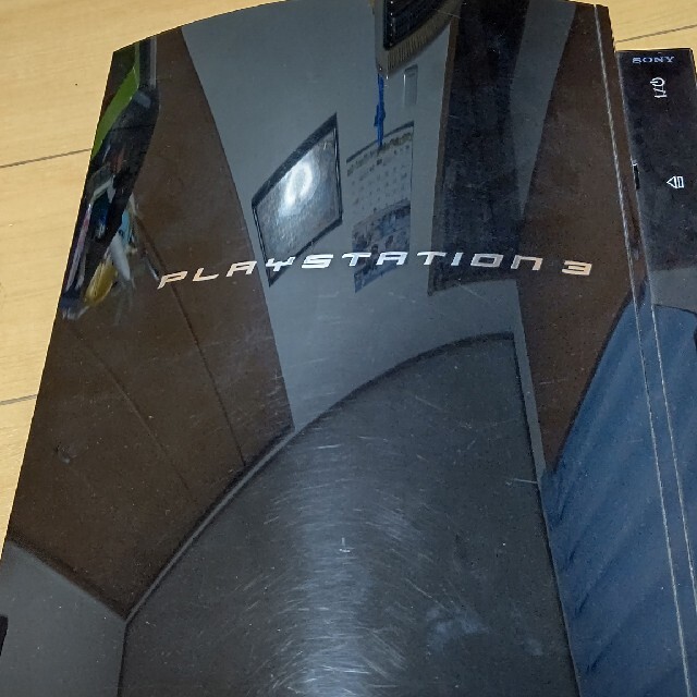 PlayStation3(プレイステーション3)のPS3 初期型 20GB CECHB00 ylodなし、コントローラー3個付 エンタメ/ホビーのゲームソフト/ゲーム機本体(家庭用ゲーム機本体)の商品写真