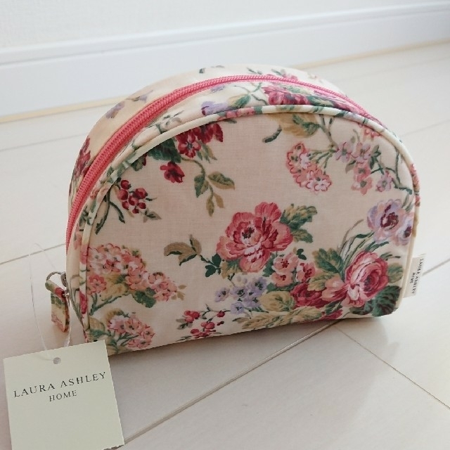 LAURA ASHLEY(ローラアシュレイ)のローラアシュレイ LAURA ASHLEY ポーチ レディースのファッション小物(ポーチ)の商品写真