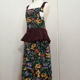 ジュンコシマダ(JUNKO SHIMADA)の【送料込】新品 JUNKO SHIMADA エプロン(その他)