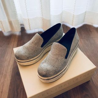 ステラマッカートニー(Stella McCartney)のステラマッカートニー スリッポン　シルバー(スリッポン/モカシン)