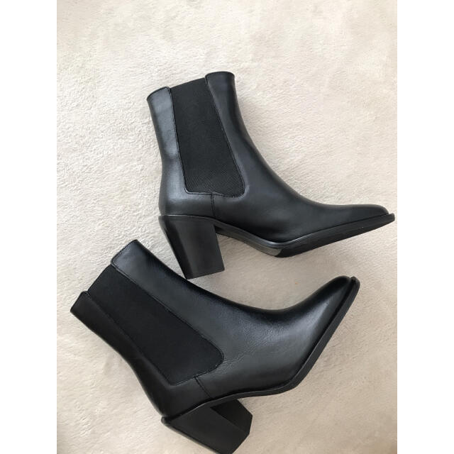 最大96%OFFクーポン ZARA カウボーイ風レザーアンクルブーツ 新品未