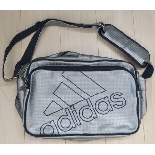 アディダス(adidas)のまゆりん様専用　adidas　スポーツバッグ　シルバー(その他)