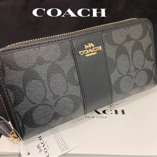 COACH(コーチ)のプレゼントにも❤️新品コーチ 人気の黒シグネチャー❗️ラウンドファスナー長財布 レディースのファッション小物(財布)の商品写真